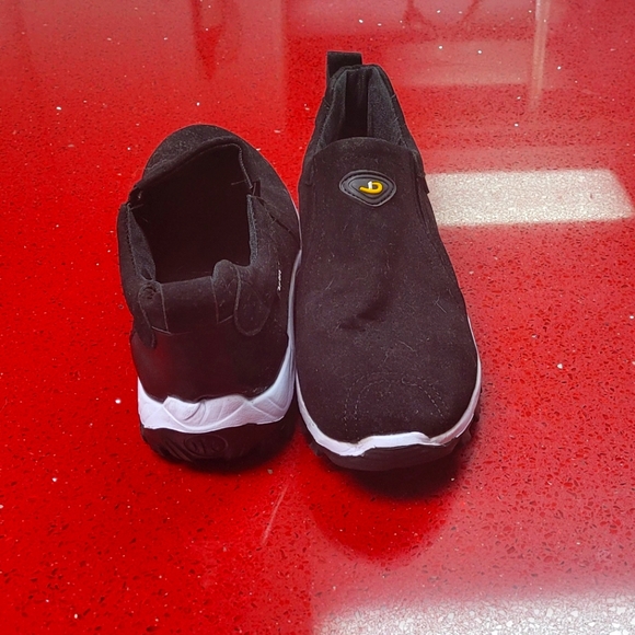 Men's Outdoor Walking Loafers - Picture 6 of 9